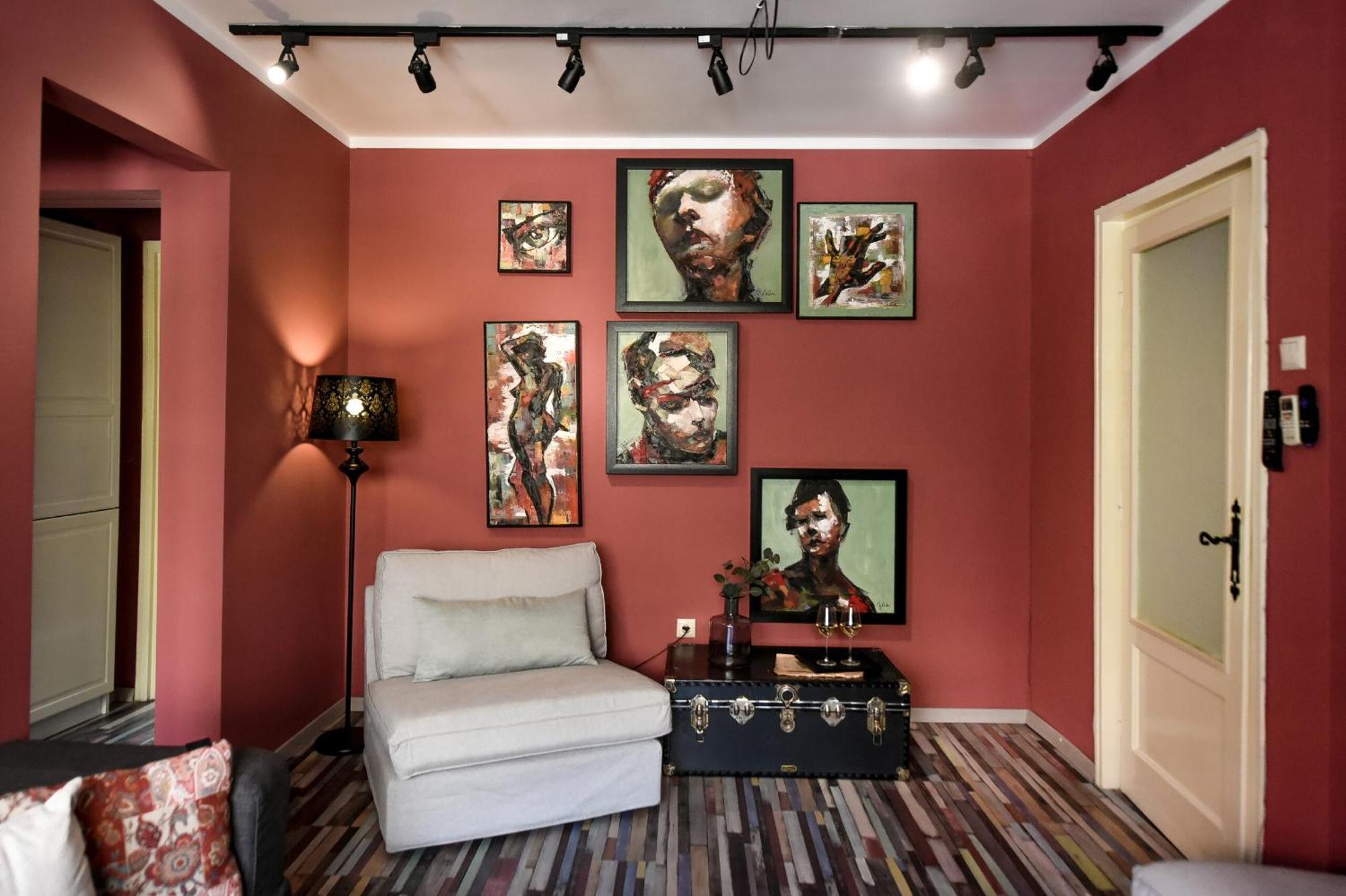Downtown Oasis: Central Apartments With Cozy Charm 부쿠레슈티 외부 사진